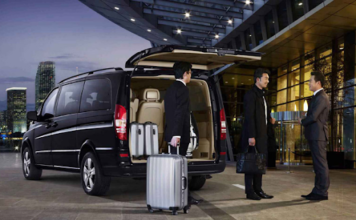 Как заказать трансфер: преимущества услуги