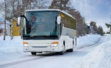 Как путешествовать автобусом зимой: особенности и советы